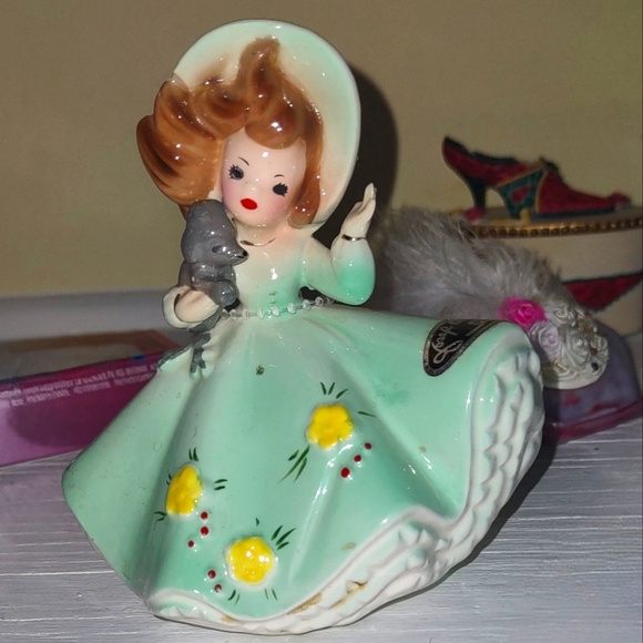 March Birthday Vintage Doll of the Month Girl in Bonnet Figurine - Picture 1 of 12